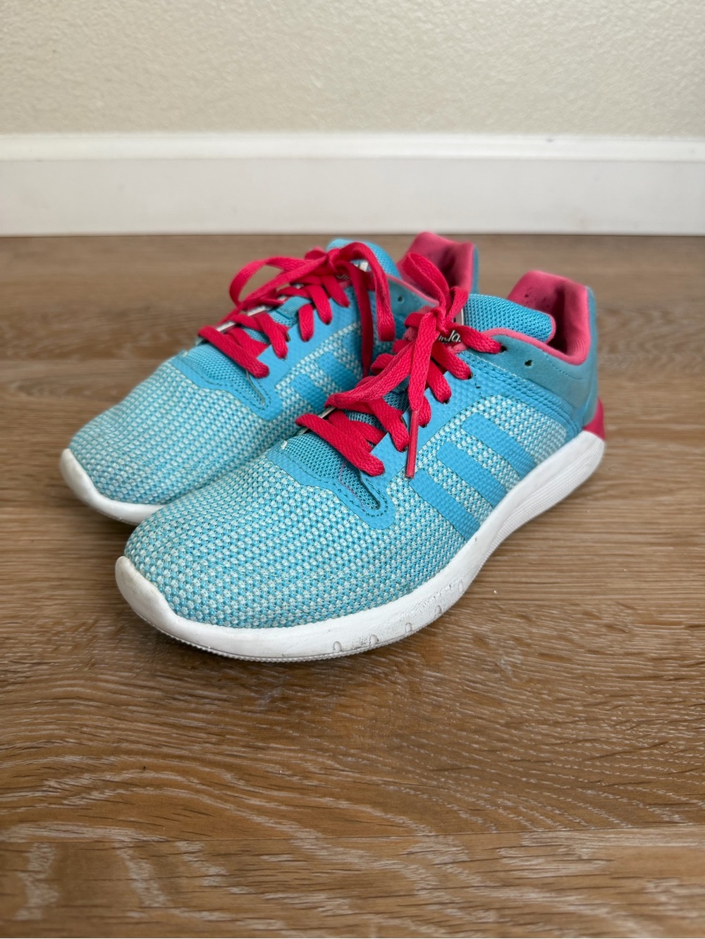 Adidas Kids Girls Size 3 CC Fresh 2 Blue Pink Lightweight Athletic Shoes